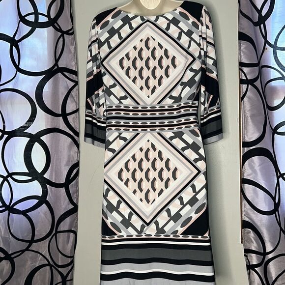 Calvin Klein 3/4 Sleeve Round Neck Geometric Pattern Gray/Pink Jersey Dress Sz 6 - Picture 9 of 10